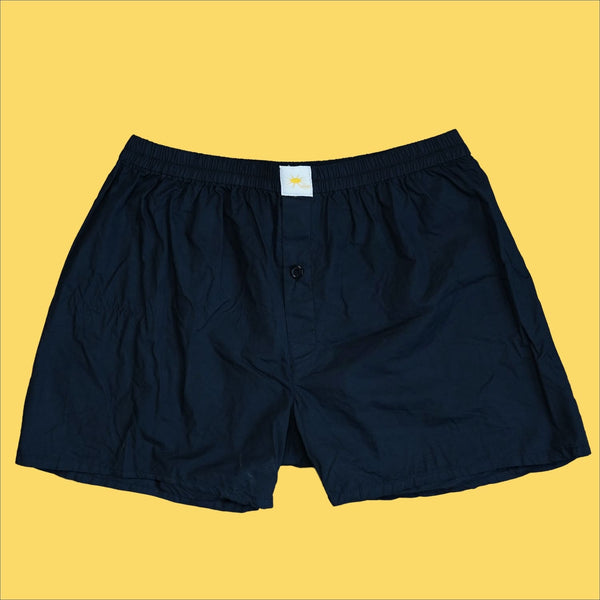 ESSENTIAL BLACK